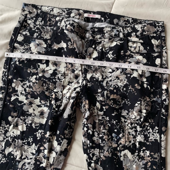 Camaïeu Floral Jeans - Picture 9 of 15